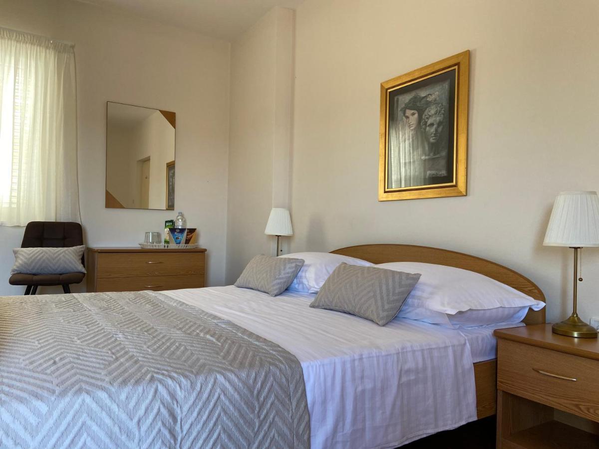 Apartman Noni Biograd Na Moru Exteriör bild
