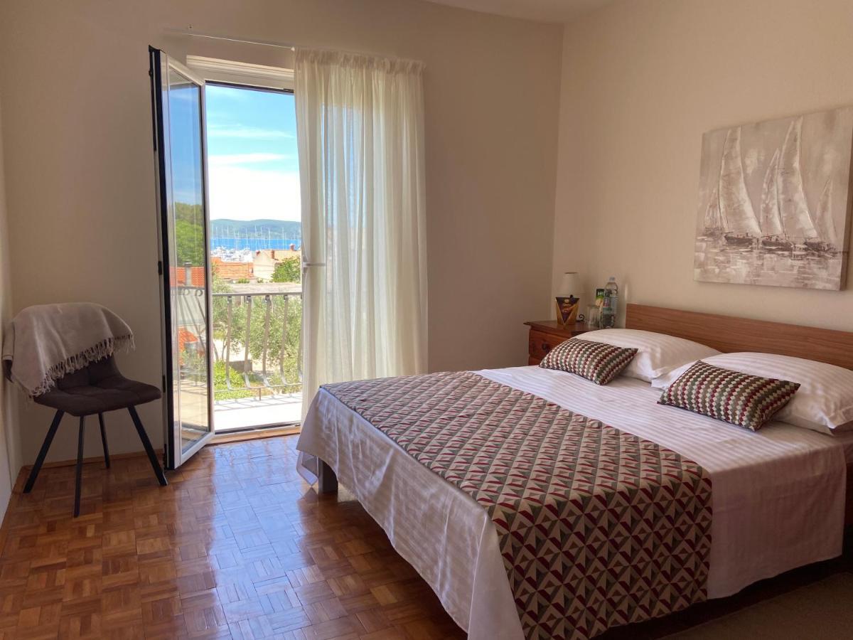 Apartman Noni Biograd Na Moru Exteriör bild