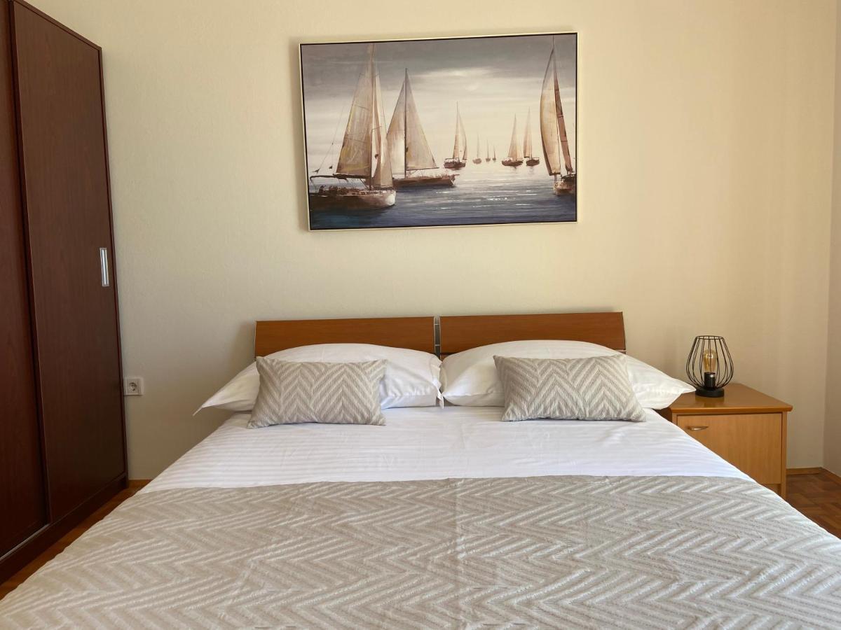Apartman Noni Biograd Na Moru Exteriör bild