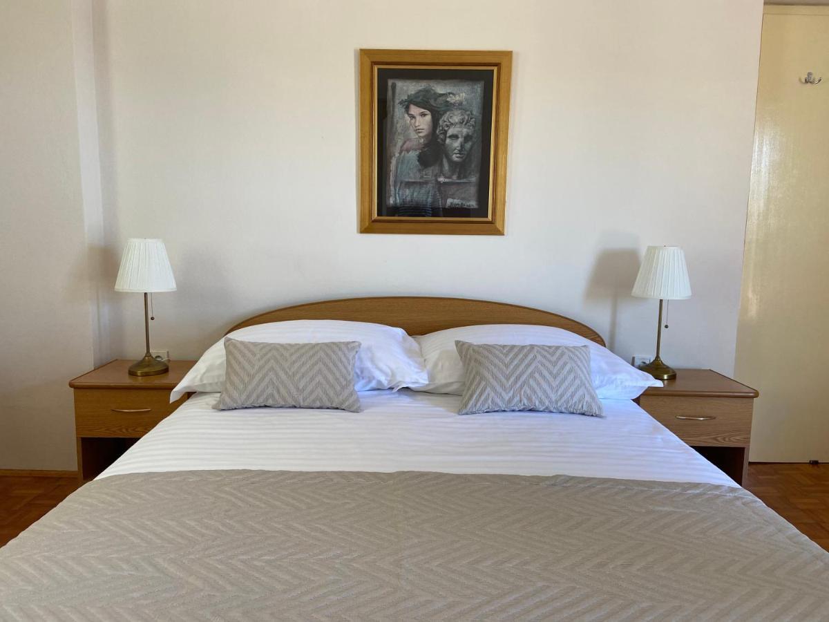 Apartman Noni Biograd Na Moru Exteriör bild