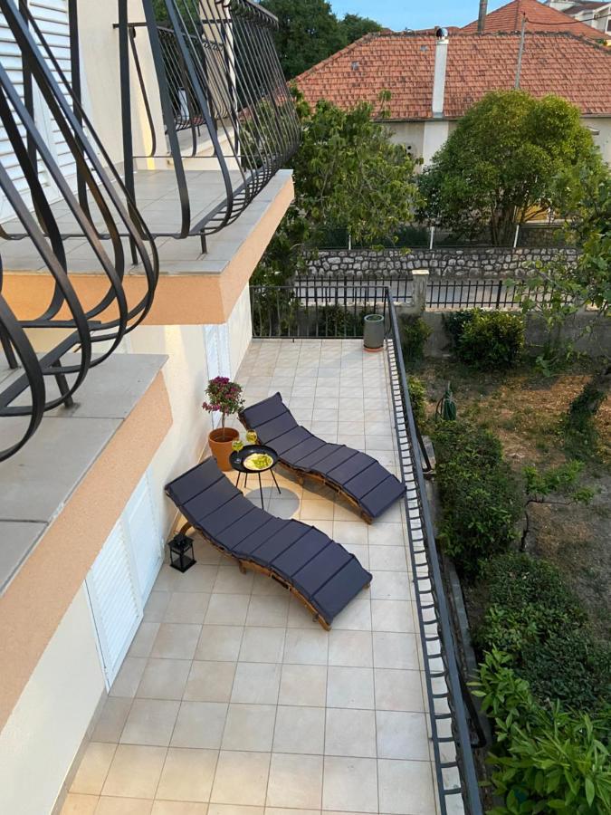Apartman Noni Biograd Na Moru Exteriör bild