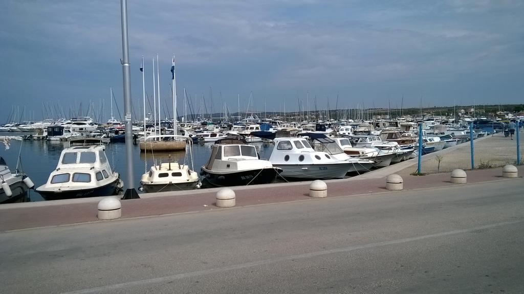 Apartman Noni Biograd Na Moru Exteriör bild
